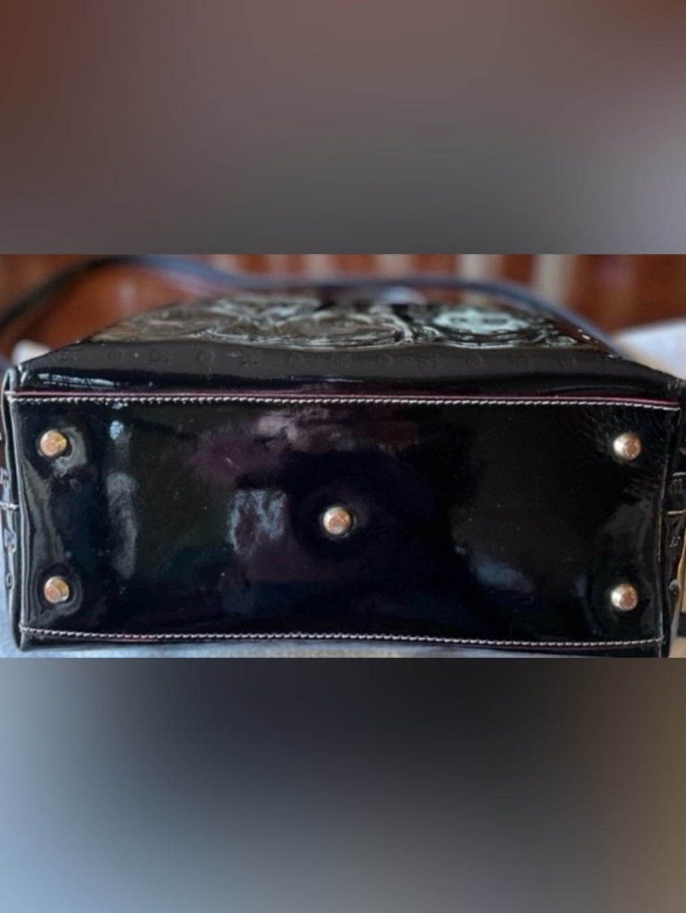 “Arcadia” 🇮🇹 Black Embossed Patent Leather Bag with a Vernis Finish. - Picture 2 of 10